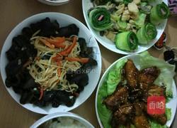 木耳凉拌金针菇的做法图解3