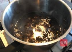 凉拌木耳的做法图解2