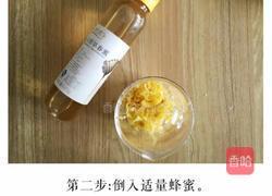 纯手工天然蜂蜜润唇膏的做法图解2