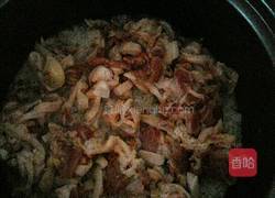 猪脚皮焖饭的做法图解3