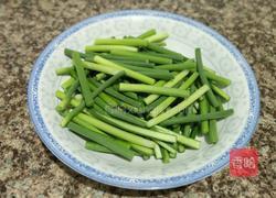 蒜苔炒牛肉的做法图解5