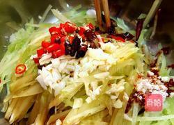 凉拌青笋的做法图解3