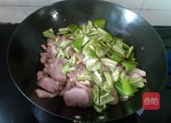 尖椒炒猪舌头的做法图解9