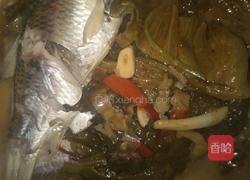 酸菜鲫鱼汤的做法图解10