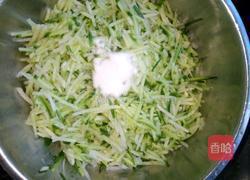 油炸萝卜丝丸子的做法图解4