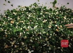 荠菜香干春卷的做法图解3