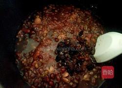 葡萄干版八宝粥的做法图解5
