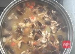 鸡腿炖香菇的做法图解7