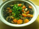 家常排骨黄豆煲