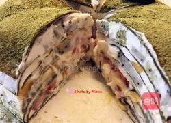 抹茶榴莲草莓芒果火龙果千层蛋糕的做法图解5