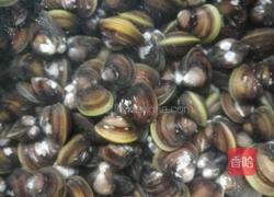 韭菜炒蚬肉的做法图解3