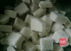 西红柿白菜炒馒头的做法图解2