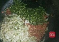 松软炒饭的做法图解3