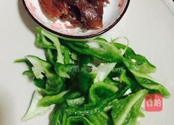 炝炒长豆角的做法图解2