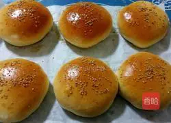 Illustration of how to make bacon cheeseburger 6