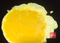 滑蛋炒虾仁的做法图解8