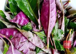 血皮菜炒猪肝的做法图解1