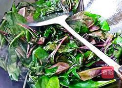 血皮菜炒猪肝的做法图解4