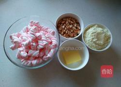 草莓味花生牛轧糖的做法图解2