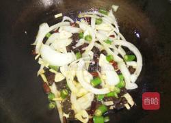 干锅有理腊肉菜花的做法图解3