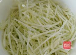 萝卜丝海蛎子汤的做法图解2