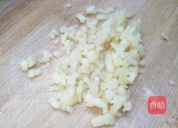 猪肉丸子的做法图解3