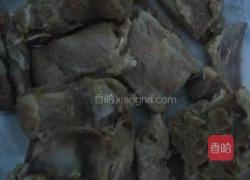 排骨萝卜汤的做法图解1