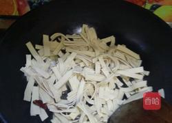 韭菜炒千張的做法圖解8