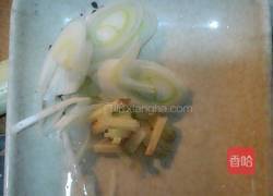 油菜炒鸡蛋的做法图解3