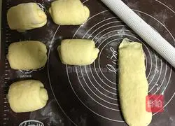 Illustration of how to make sweet potato toast 8