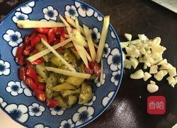 酸辣鸡杂的做法图解4