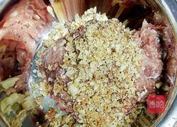 包菜油渣肉馅的做法图解5