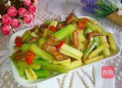 香辣西芹炒猪肉的做法图解11