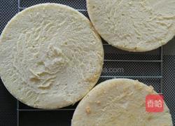 巧克力水果蛋糕的做法图解2