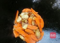 荷兰豆胡萝卜炒肉的做法图解5