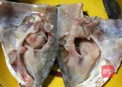 剁椒鱼头面的做法图解1