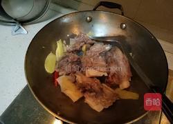 牛排骨萝卜汤的做法图解4