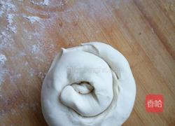 大饼卷鸡蛋肠子的做法图解5