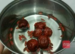 冰糖雪梨银耳汤的做法图解2
