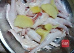 土豆炖鸡爪的做法图解2