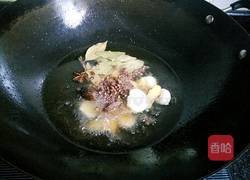 笋干烧鸡的做法图解3