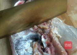 浏阳剁椒蒸鱼头的做法图解2