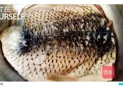 松鼠醋鱼的做法图解1