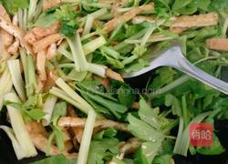 芹菜豆腐干的做法图解4