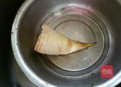 野猪肉荠菜馄饨的做法图解2