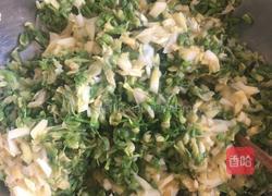 槐花饼菜汤的做法图解3