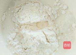 菠菜牛奶千层糕的做法图解1