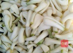 自腌茭头的做法图解3