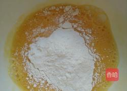 奶香豆沙卷的做法图解3