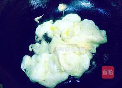 青笋炒鸡蛋的做法图解3